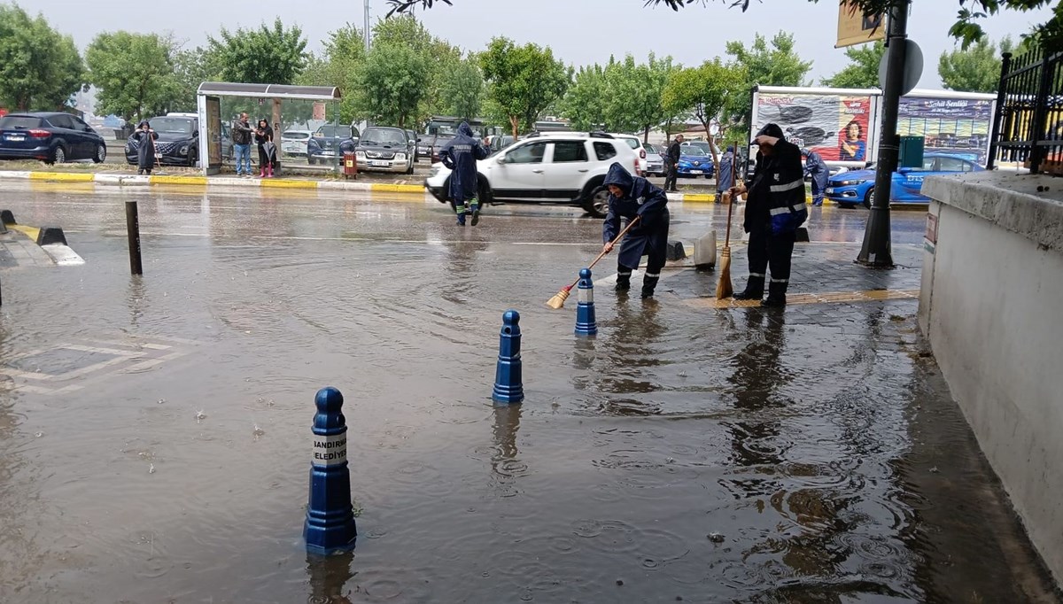 Bandırma’da sağanak