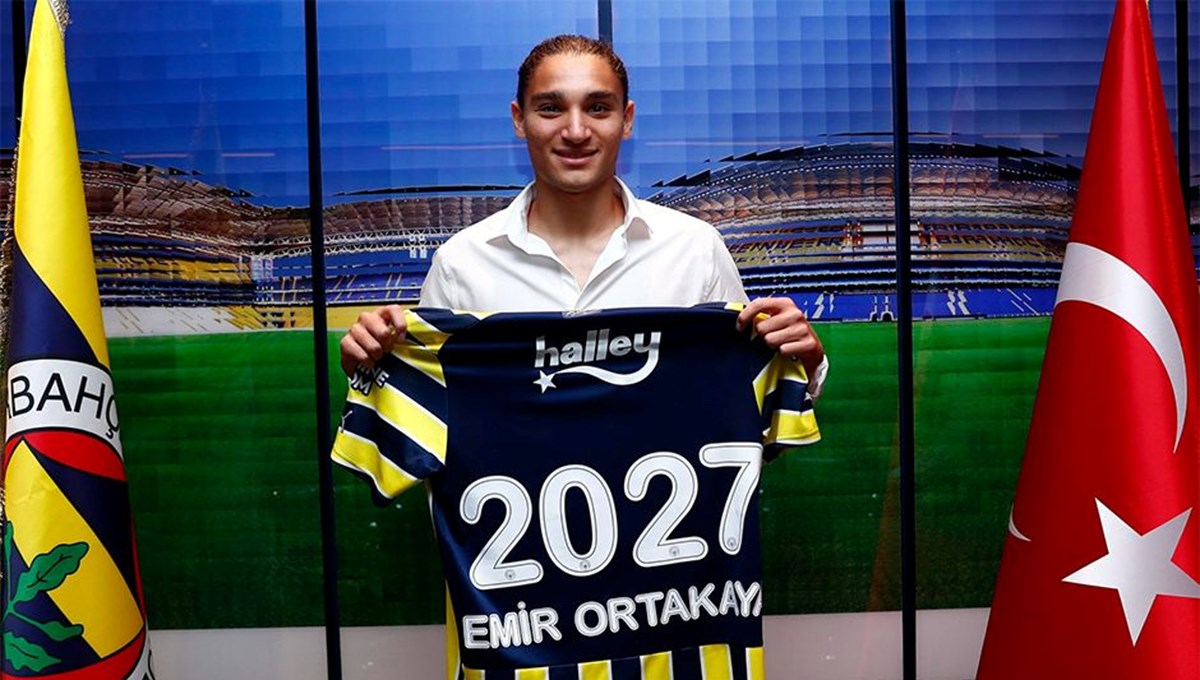 Fenerbahçe, Emir Ortakaya'nın sözleşmesini uzatıp, Göztepe'ye kiraladı
