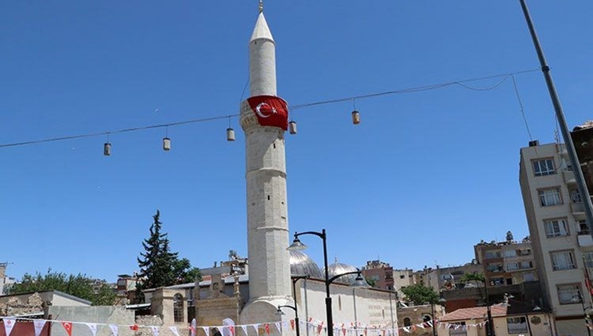 Kilis Çalık Camisi yeniden ibadete açıldı Kilis Çalık Camisi yeniden ibadete açıldı