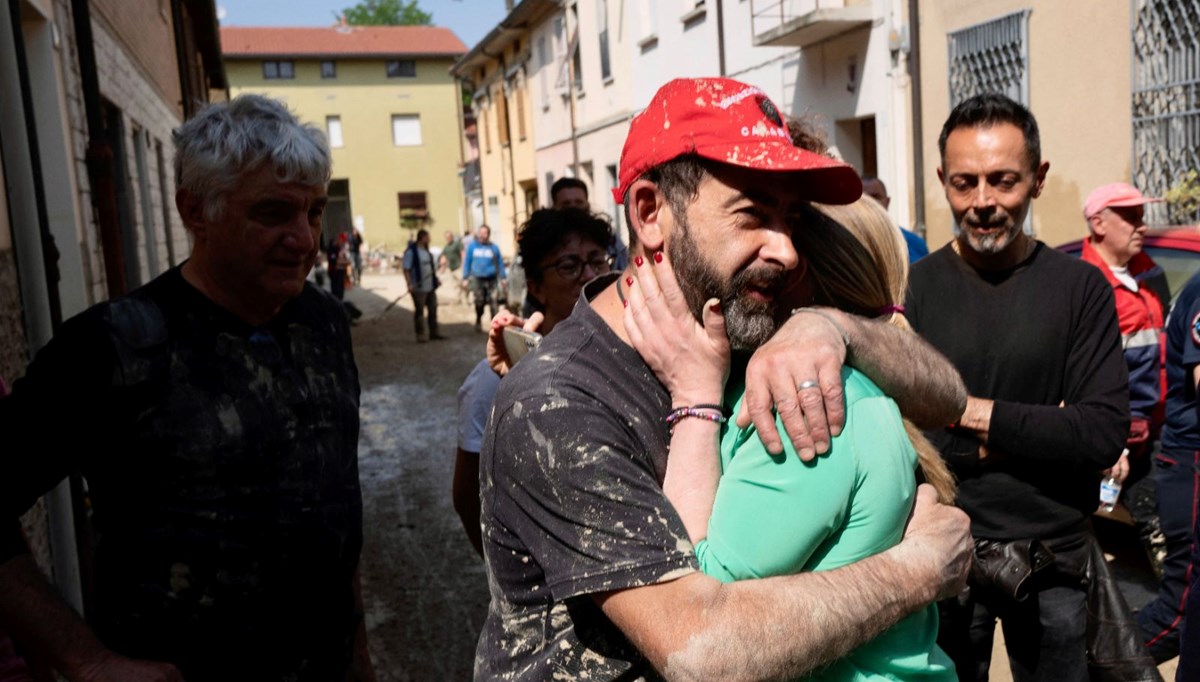 İtalya'da sel felaketi: Ölenlerin sayısı 15'e yükseldi