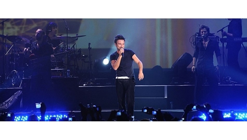 Tarkan'ın isyankar öpücükleri