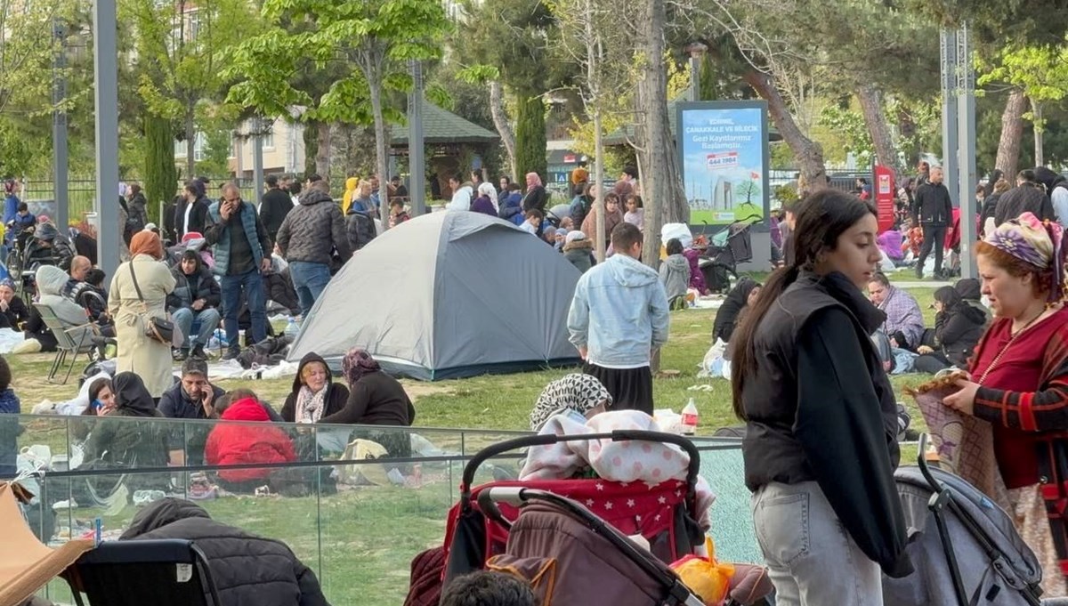 Çalışanların yüzde 35'i taşınmayı düşünüyor Çalışanların yüzde 35'i taşınmayı düşünüyor