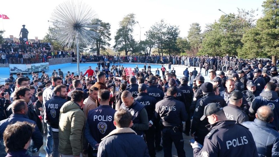 İmamoğlu'nun mitingine saldırı soruşturması | İçişleri Bakanı Soylu: 16 kişi gözaltına alındı, biri FETÖ ile iltisaklı - 2