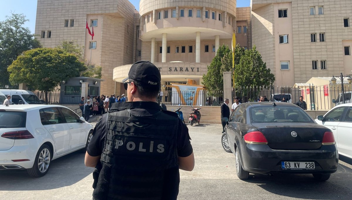 Şanlıurfa’da sahte savcı, gerçeğine yakalandı Şanlıurfa’da sahte savcı, gerçeğine yakalandı