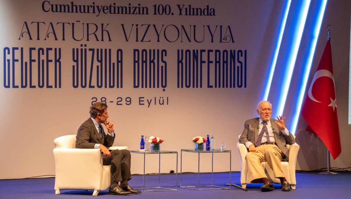 İş Bankası Genel Müdürü Hakan Aran: “İnsansız bir dönüşüm tatsız, yavan ve üstelik mümkün değil” İş Bankası Genel Müdürü Hakan Aran: “İnsansız bir dönüşüm tatsız, yavan ve üstelik mümkün değil”