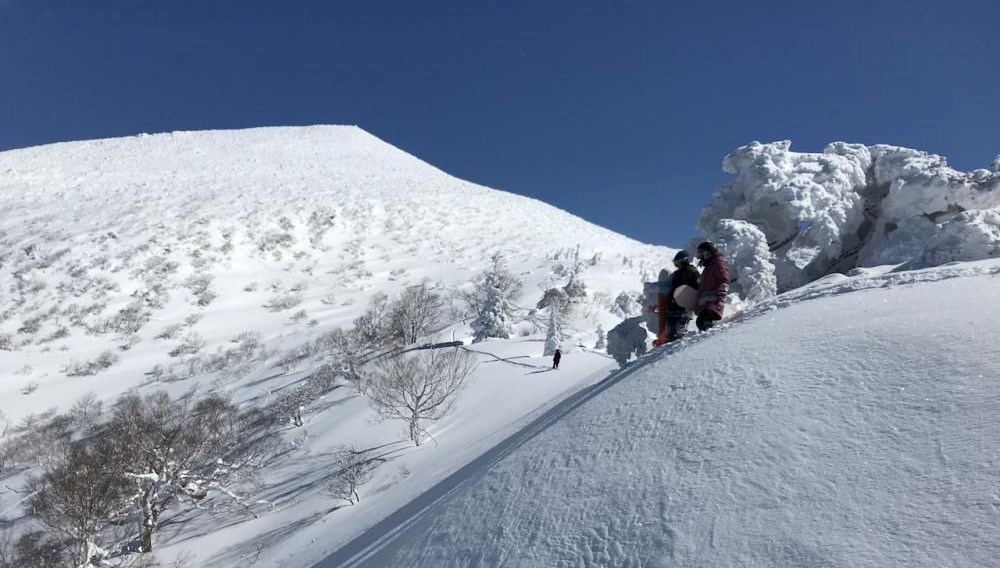 Japonya'da çığ: 100'den fazla kişi mahsur kaldı