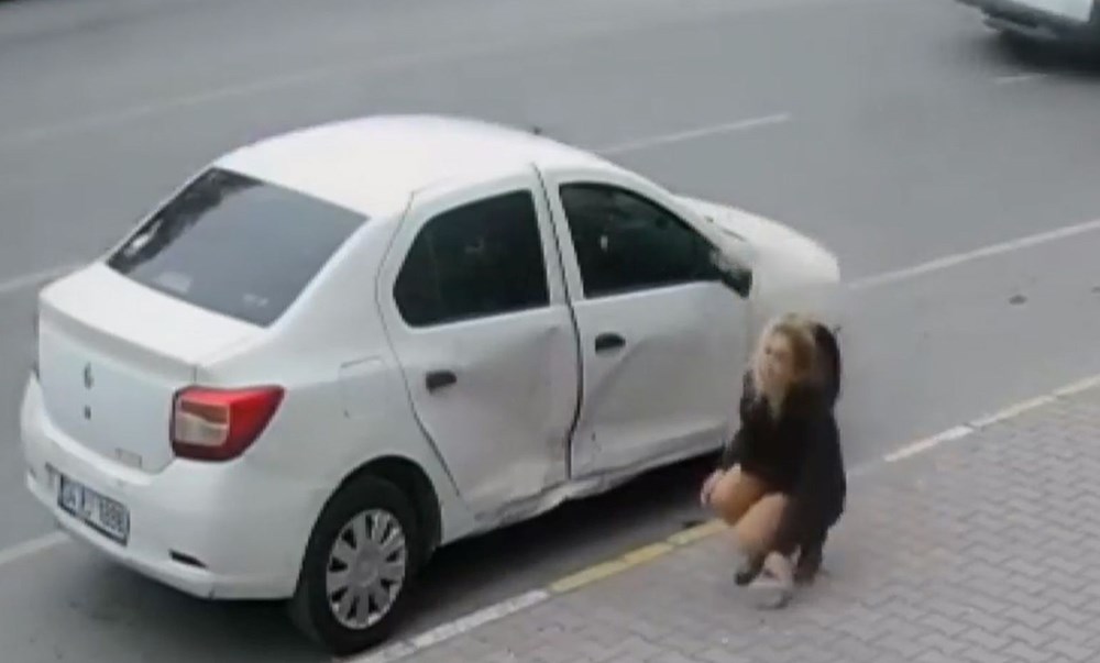 Tartıştığı eşinin aracını parçaladı - 4