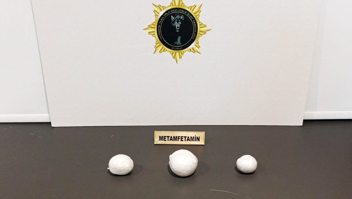 Samsun'da uyuşturucuyla yakalanan 1 kişi gözaltına alındı Samsun'da uyuşturucuyla yakalanan 1 kişi gözaltına alındı