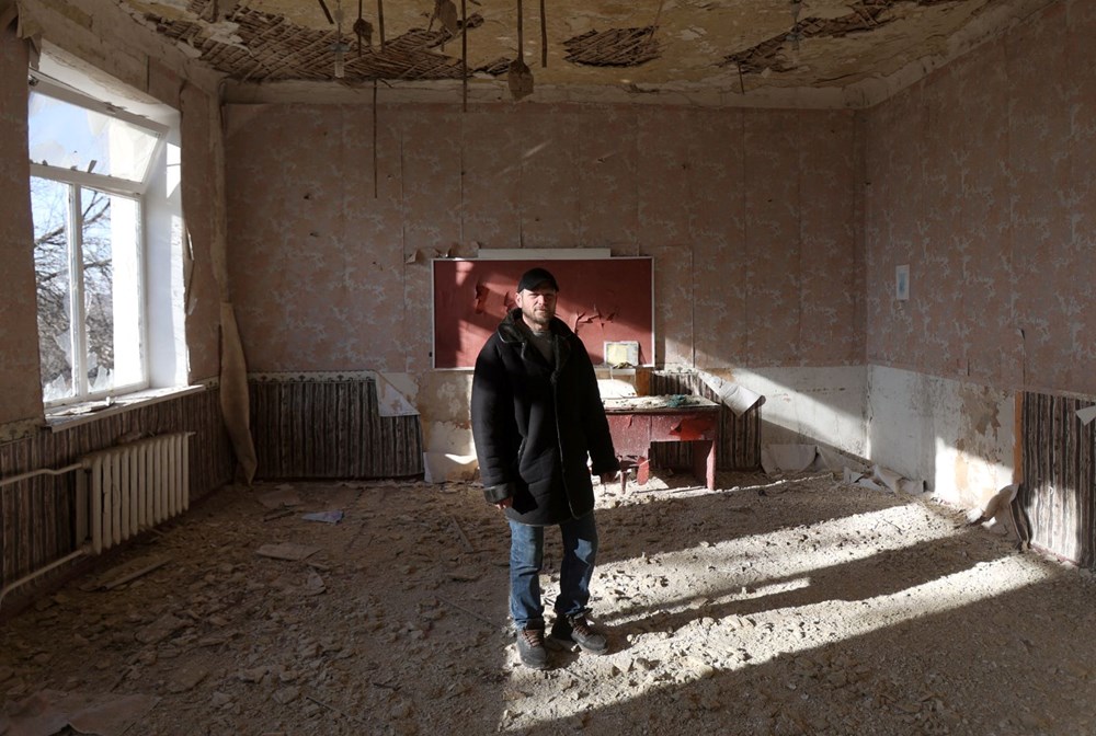 Ukraynalı öğretmen okul yıkılınca oturma odasını sınıfa çevirdi - 6