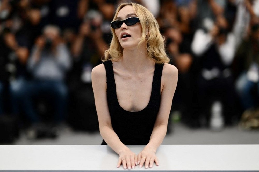 Lily-Rose Depp çıplaklık ve müstehcenlik eleştirilerine maruz kalan dizisini savundu - 3