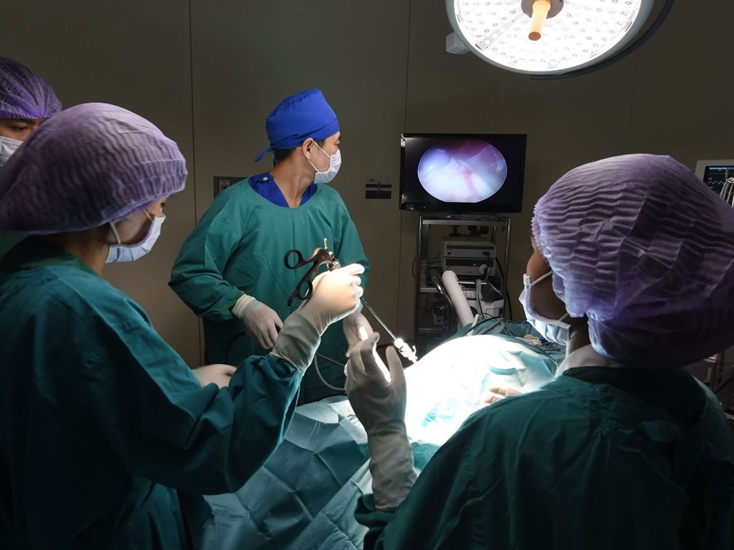 safra kesesi tasinda tek cozum ameliyat