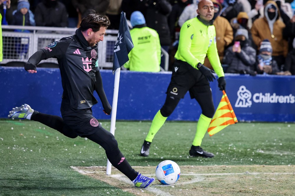 Messi'den forma istedi, 6 ay ceza aldı - 2