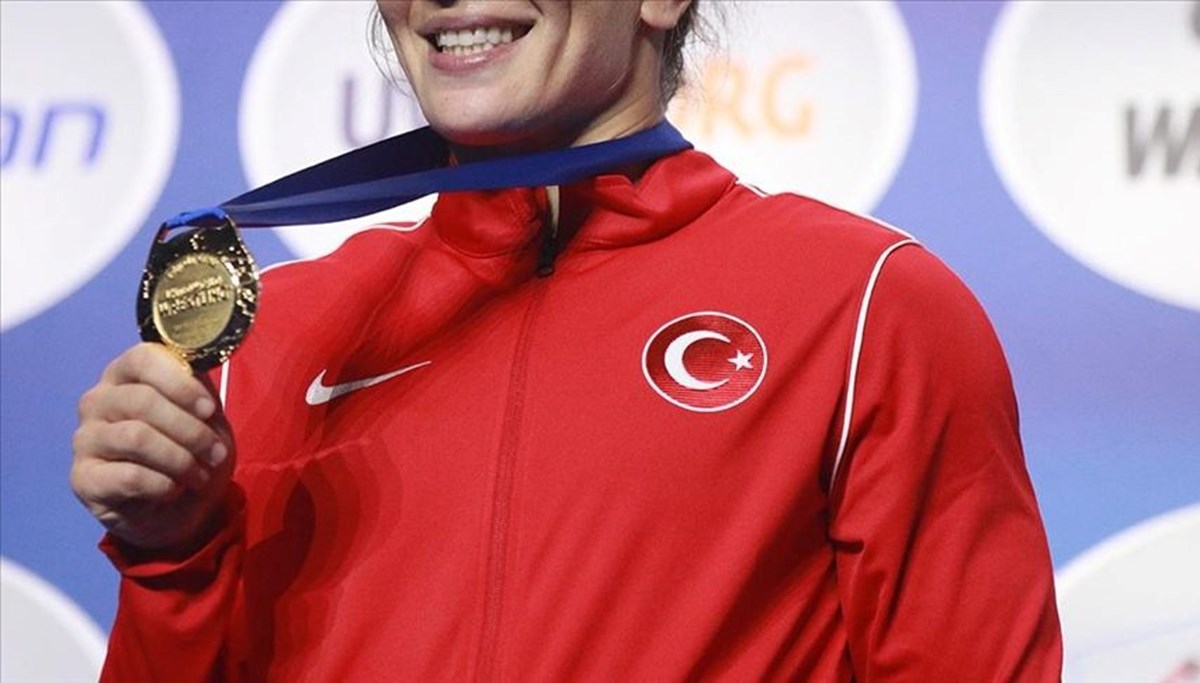Türk sporunu 2022'de kadınlar taşıdı