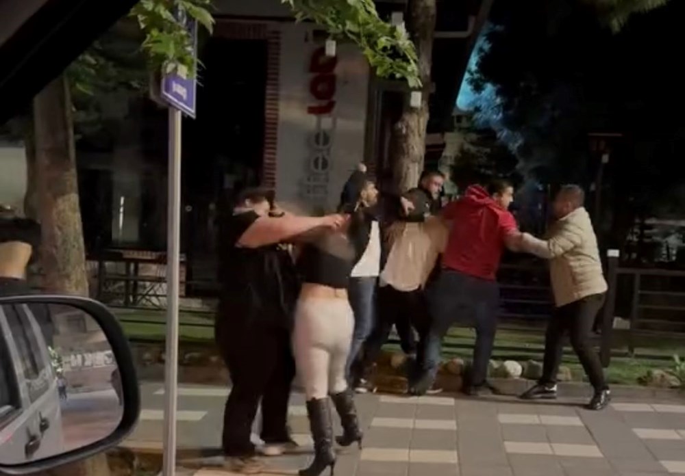 bD5yAPEkHUaN1Bon6eUpkA