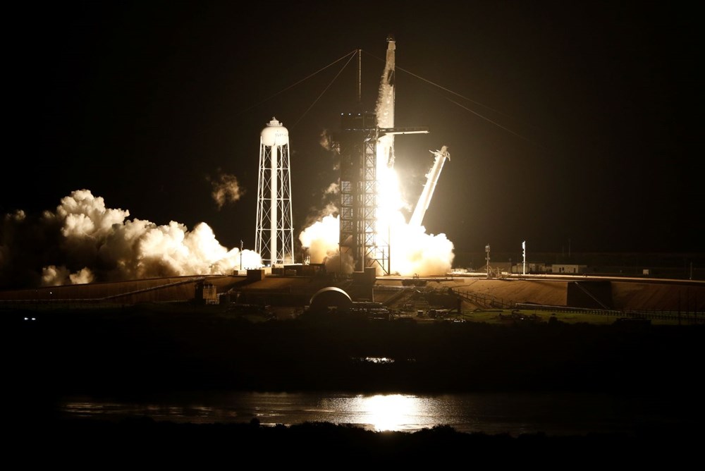 SpaceX ve NASA'dan uzaya ilk "operasyonel" mürettebatlı uçuş - 2