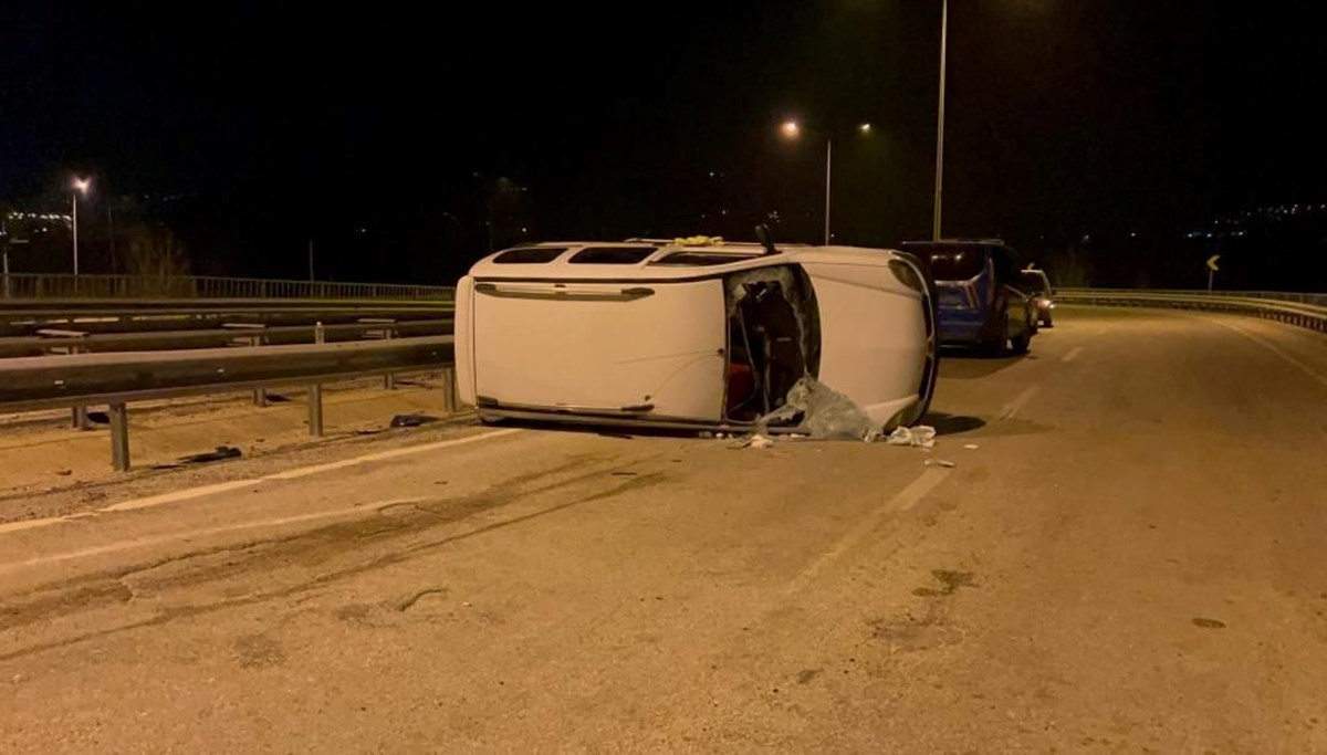 Takla atan araç 50 metre sürüklendi: 4 yaralı