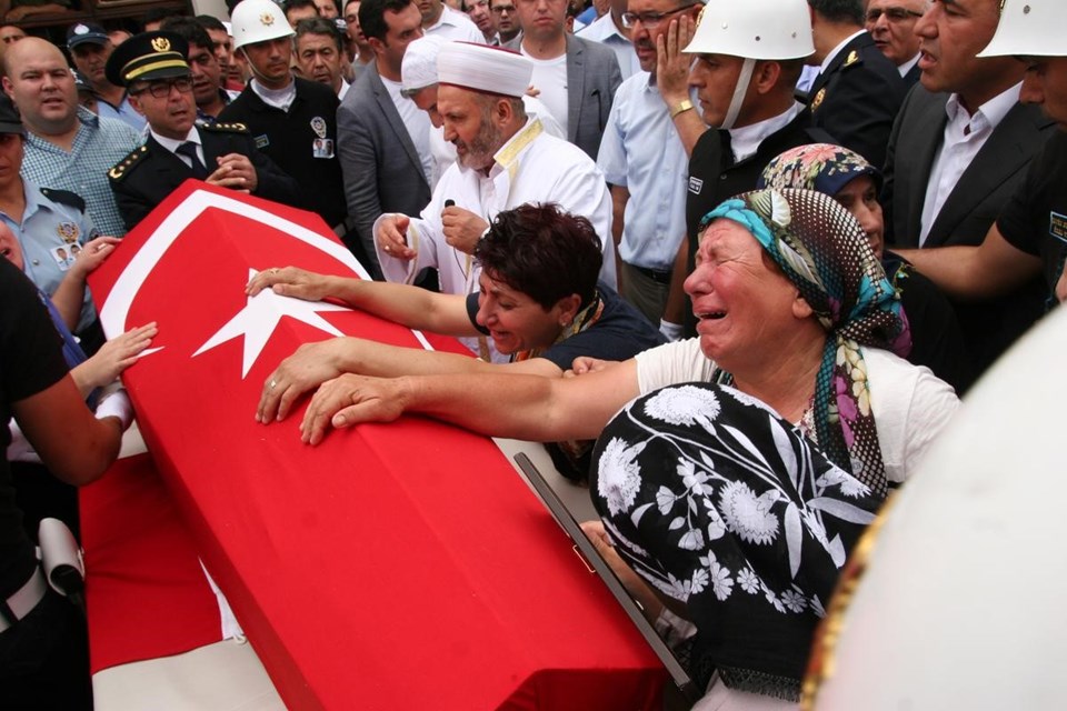 Adana şehit polisleri uğurladı - 4