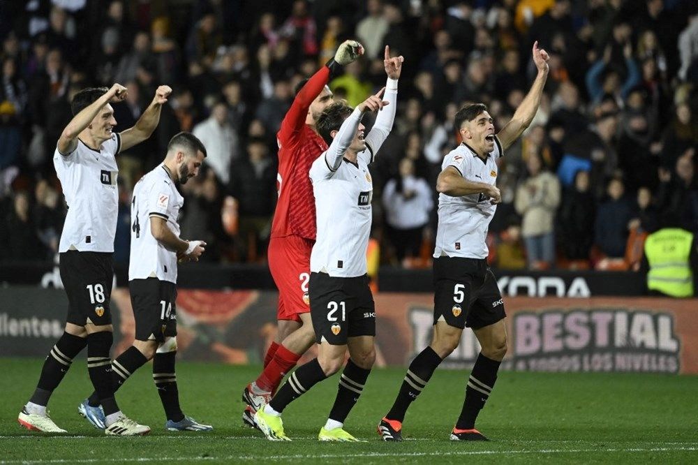 Dünyanın en büyük takımları açıklandı: Galatasaray, Fenerbahçe ve Beşiktaş da listede - 6