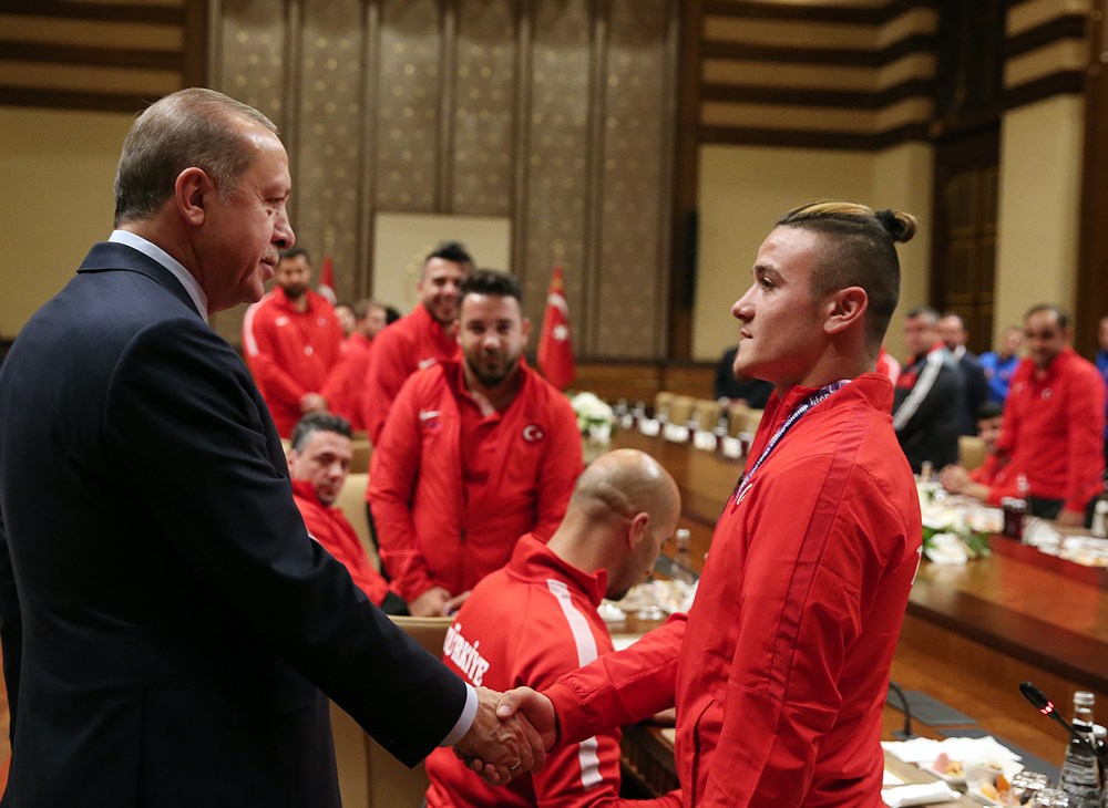 Cumhurbaşkanı Erdoğan, Ampute Futbol ile Tekerlekli Cumhurbaşkanı Erdoğan, Ampute Futbol ile Tekerlekli
