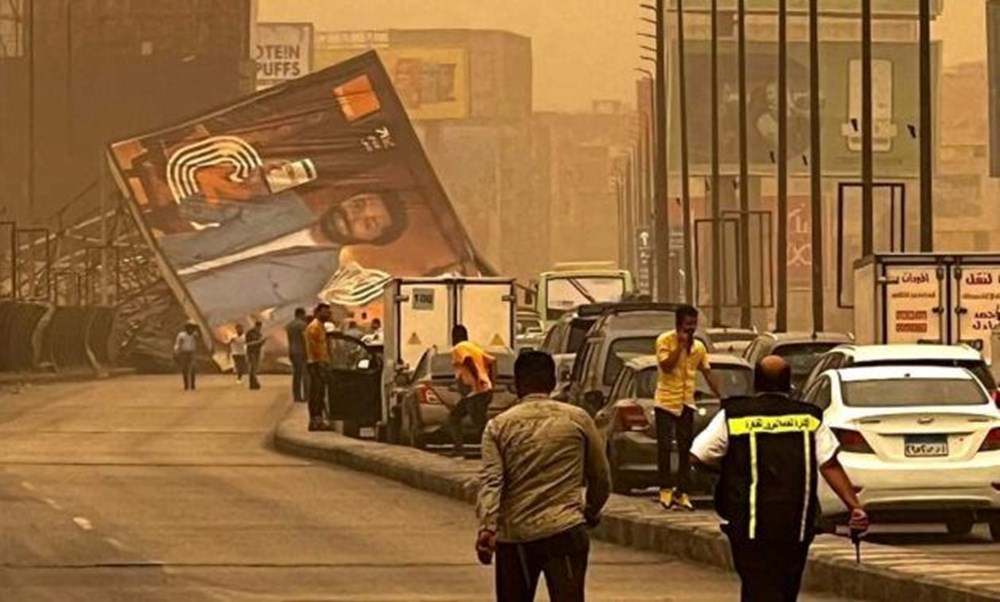 Mısır'da kum fırtınası: 4 ölü, 3 yaralı - 3