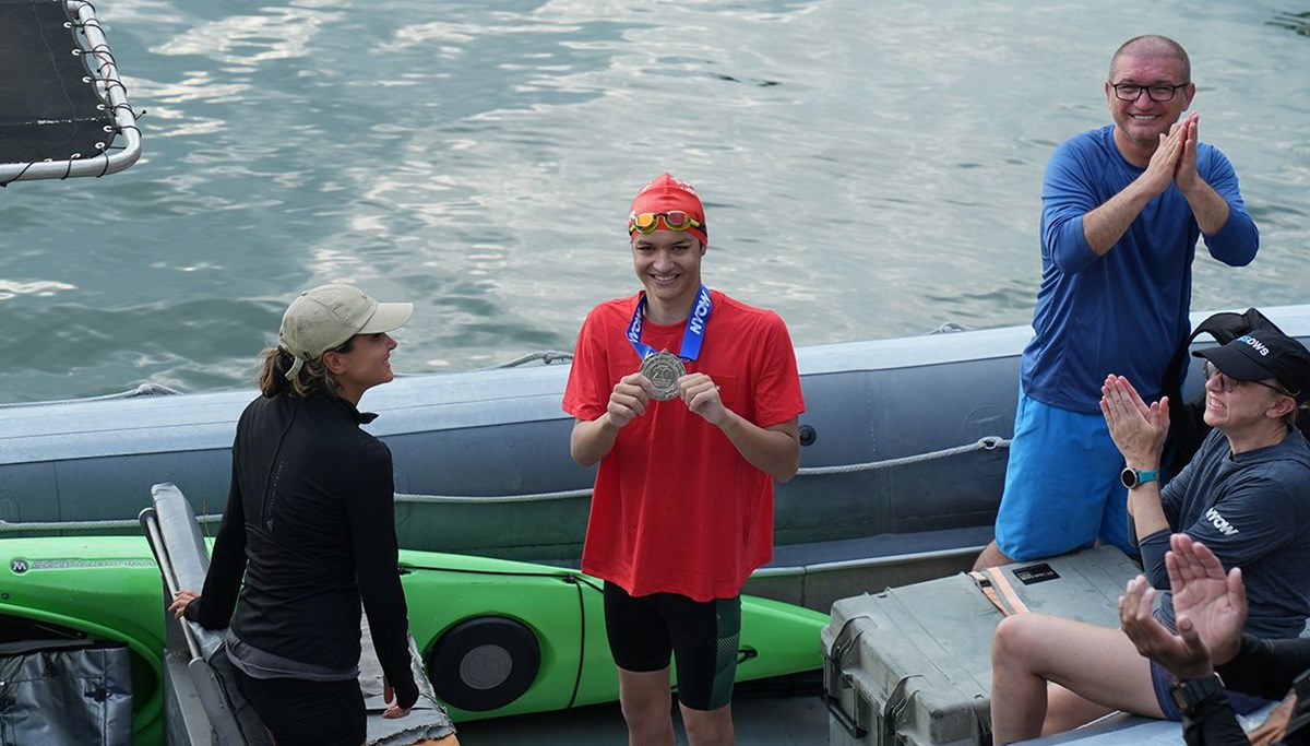 16 yaşındaki Arda, Manhattan'ı geçti