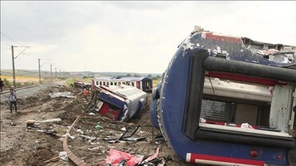 Çorlu'daki tren kazası davasının tek tutuklu sanığı tahliye oldu - 2
