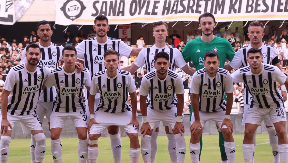 Altay, 4 oyuncusu hakkında açıklama yaptı