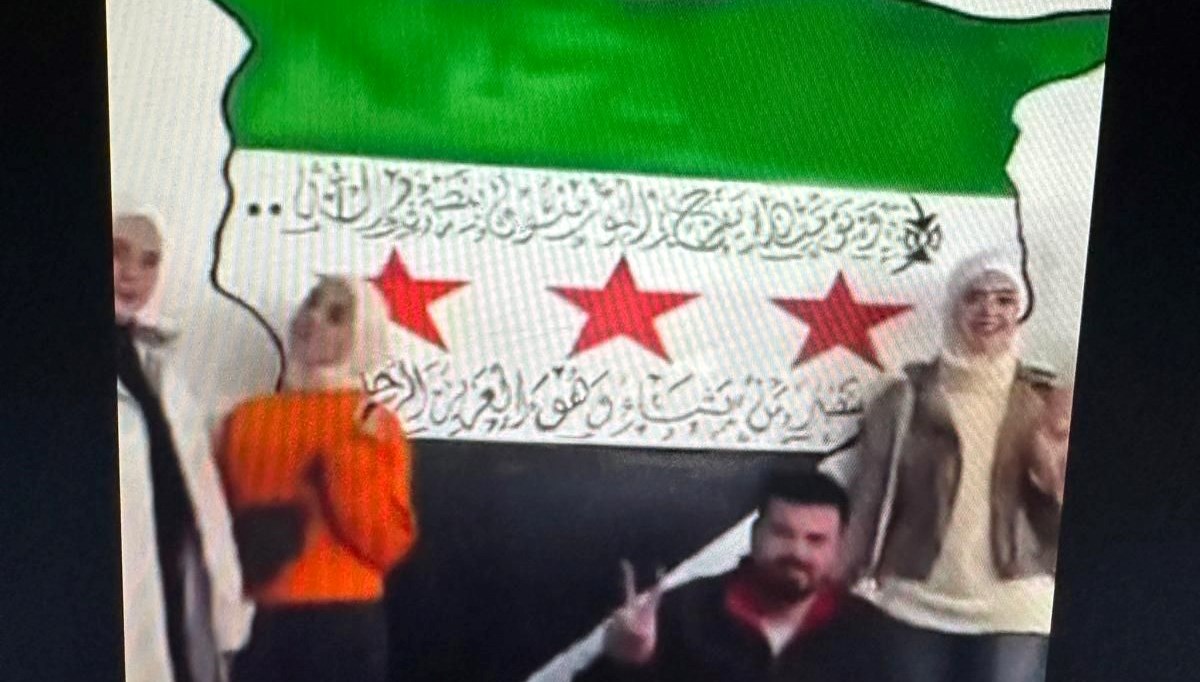 Sosyal medya fenomenleri Suriye'nin başına bela oldu: Delilleri yok ediyorlar Sosyal medya fenomenleri Suriye'nin başına bela oldu: Delilleri yok ediyorlar