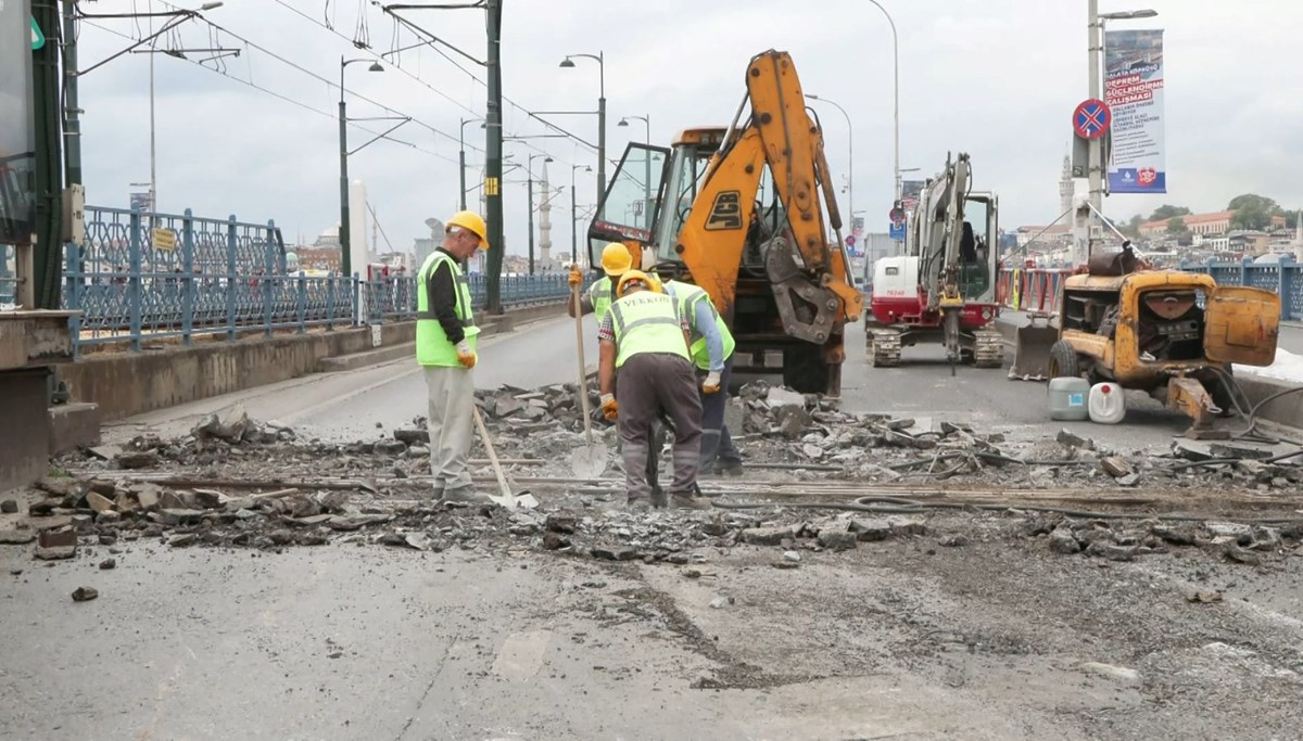 Galata Köprüsü'nde deprem güçlendirme çalışmaları başladı Galata Köprüsü'nde deprem güçlendirme çalışmaları başladı