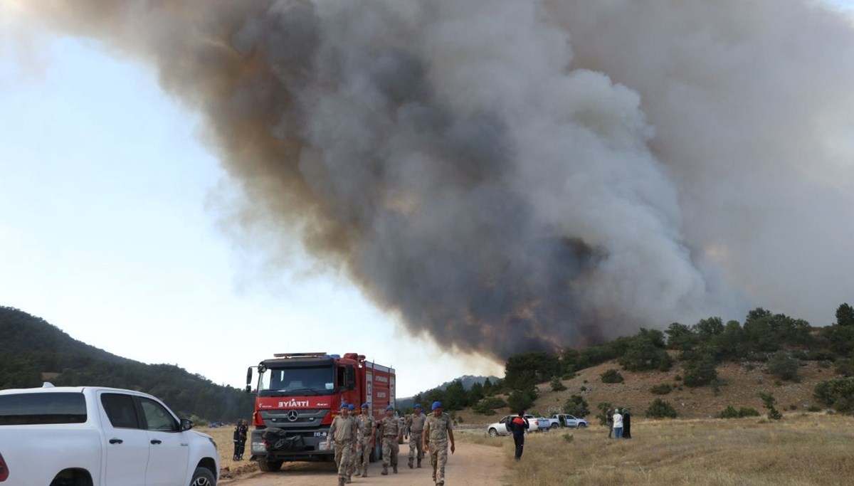 Orman yangınında 10 şehit