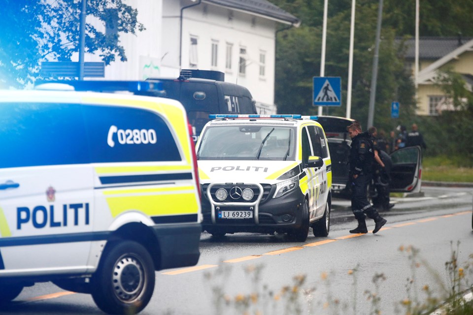 Norveç saldırganı mahkemeye çıktı - 1