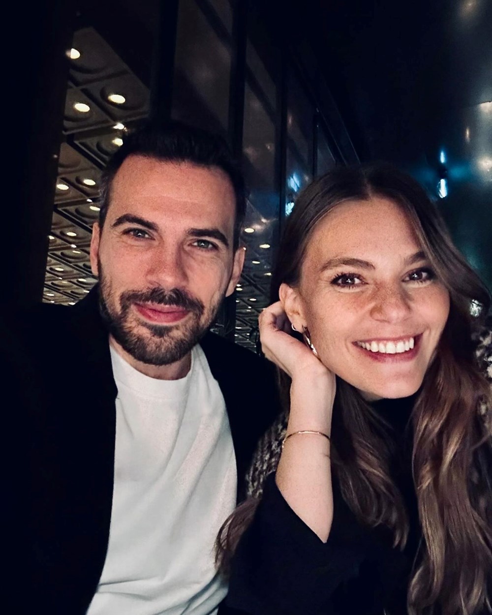 Aslı Enver'den romantik paylaşım: İyi ki sen - 2