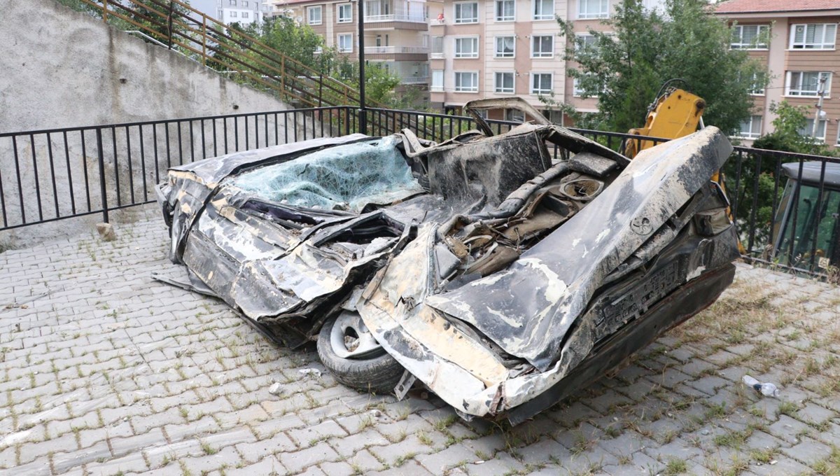 25 yaşından büyük araçlar için kanun teklifi sunuldu: ÖTV'den muaf sıfır araç imkanı 25 yaşından büyük araçlar için kanun teklifi sunuldu: ÖTV'den muaf sıfır araç imkanı