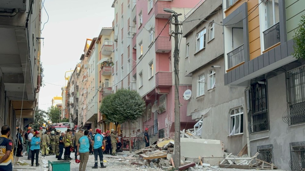 Bahçelievler'de bina çöktü: Ölen, yaralanan ya da enkaz altında kalan yok - Son Dakika Türkiye Haberleri | NTV Haber