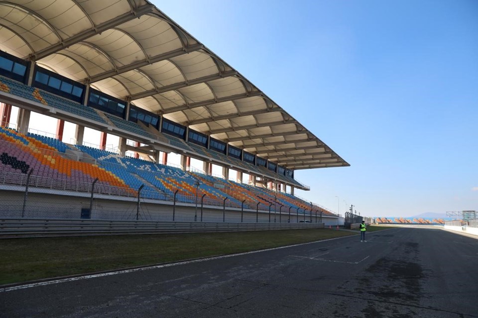 Bakan Karaismailoğlu: İstanbul'da gerçekleşecek Formula 1'in yapılacağı asfaltı yenileyeceğiz - 3