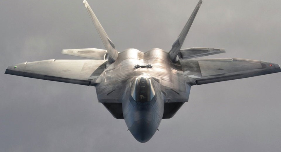 ABD, Güney Kore'ye F-22 raptor avcı uçakları gönderecek - 1