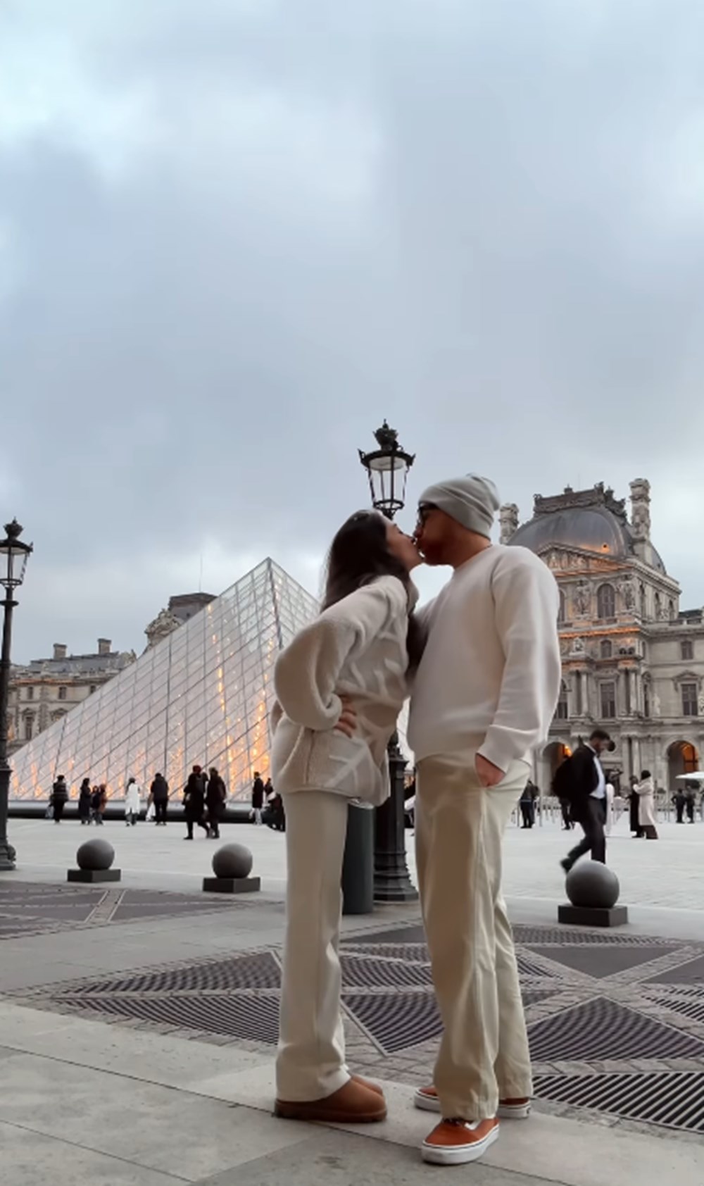 Çocuklar Duymasın'ın yıldızı Furkan Kızılay evleniyor! Paris'te romantik evlenme teklifi - 6