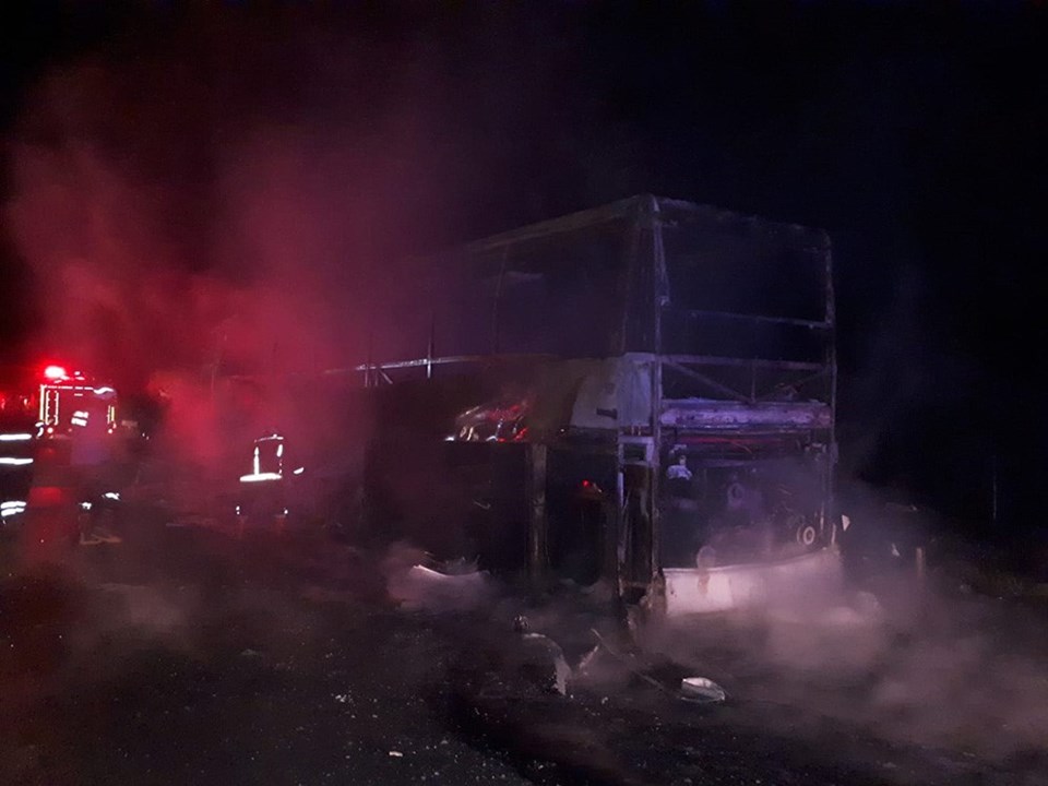 Yine otobüs yandı: 40 yolcu son anda kurtarıldı - 2