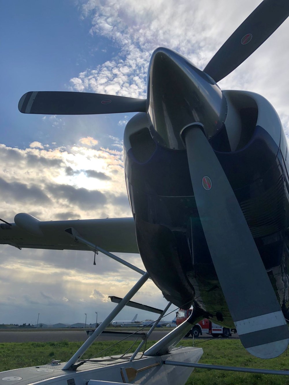 Atatürk Havalimanı’nda özel uçak pistten çıktı - 4