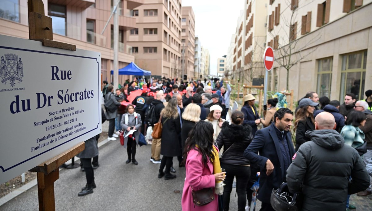 Paris'te Olimpiyat Köyü'ndeki bir sokağa 