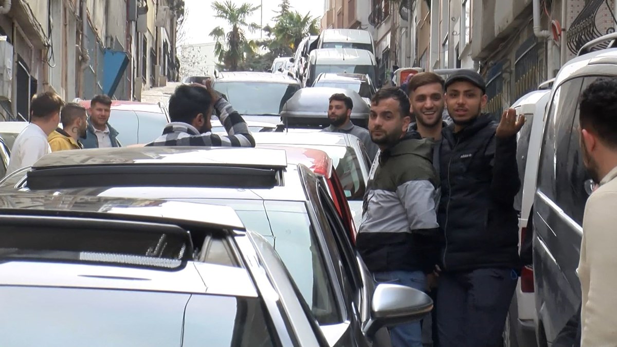 İstanbul’da bu sokaktan geçen trafik cezası yiyor | Esenler 55. Sokak’ta fahri müfettiş protestosu