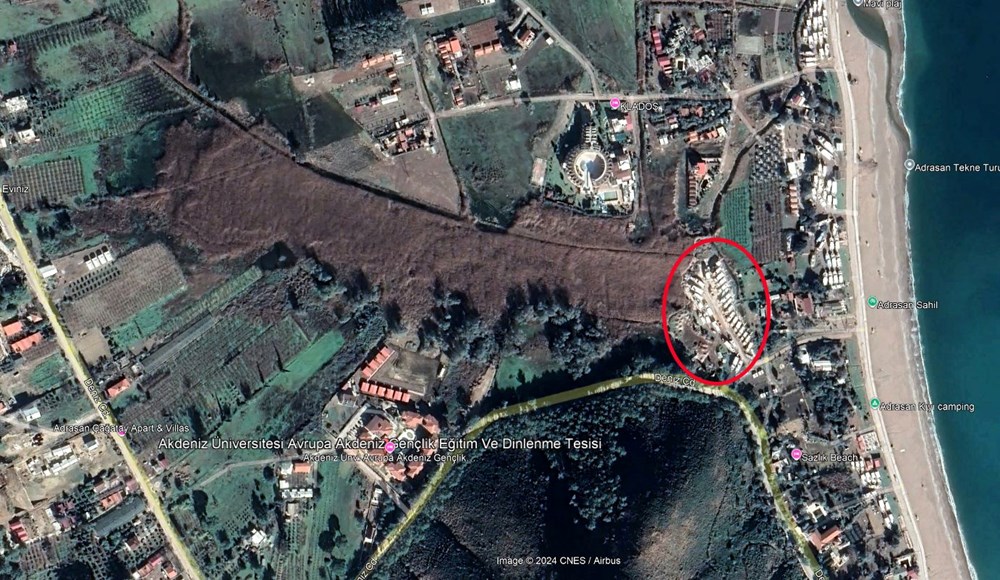 Antalya’da
bir göl, otopark oldu! 19 yıllık adım adım değişim uydu fotoğraflarında - 6