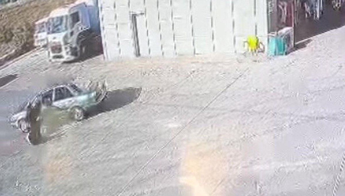 Çocuk sürücü kaza yaptı Çocuk sürücü kaza yaptı