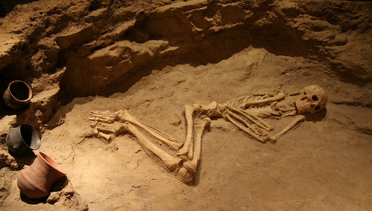 Antik mezar çökme tehlikesiyle karşı karşıya: Uzmanlar hemen önlem alınmasını istiyor Antik mezar çökme tehlikesiyle karşı karşıya: Uzmanlar hemen önlem alınmasını istiyor