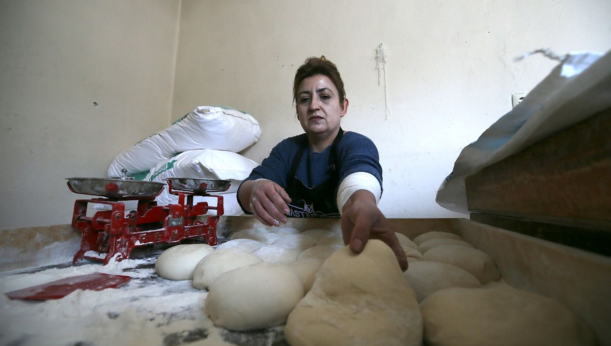 Ekmek teknesini yeniden faaliyete geçirdi: 