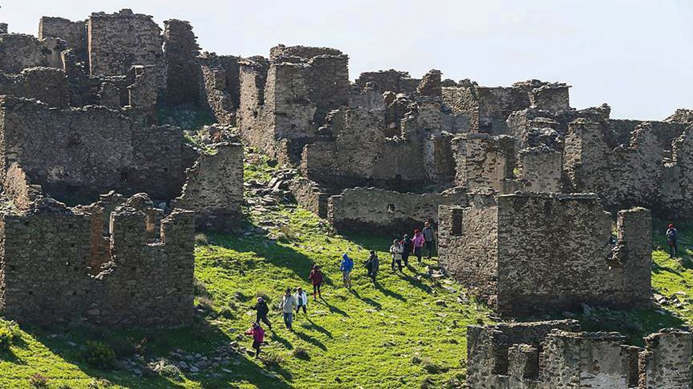 Tarihin peşinde bir İzmir gezi rotası Efes-Mimas Yolu - 1