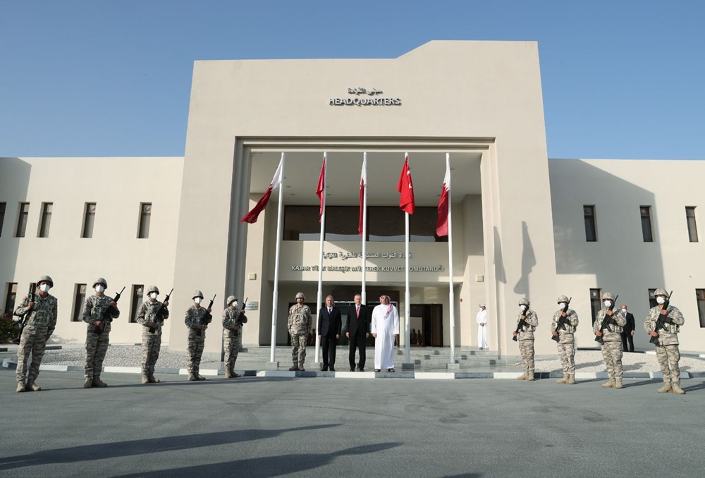 Cumhurbaşkanı Erdoğan'dan Katar'daki Türk birliğine ziyaret - 3