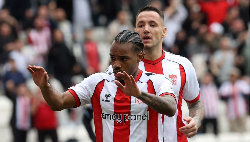 Sivasspor'un Süper Lig'deki 900. golü Garry Rodrigues'ten geldi