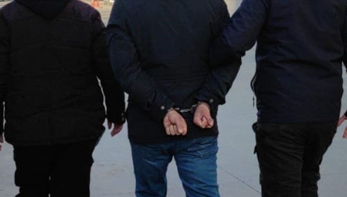 Kırmızı bültenle aranan 2 DAEŞ’li terörist Ankara’da yakalandı