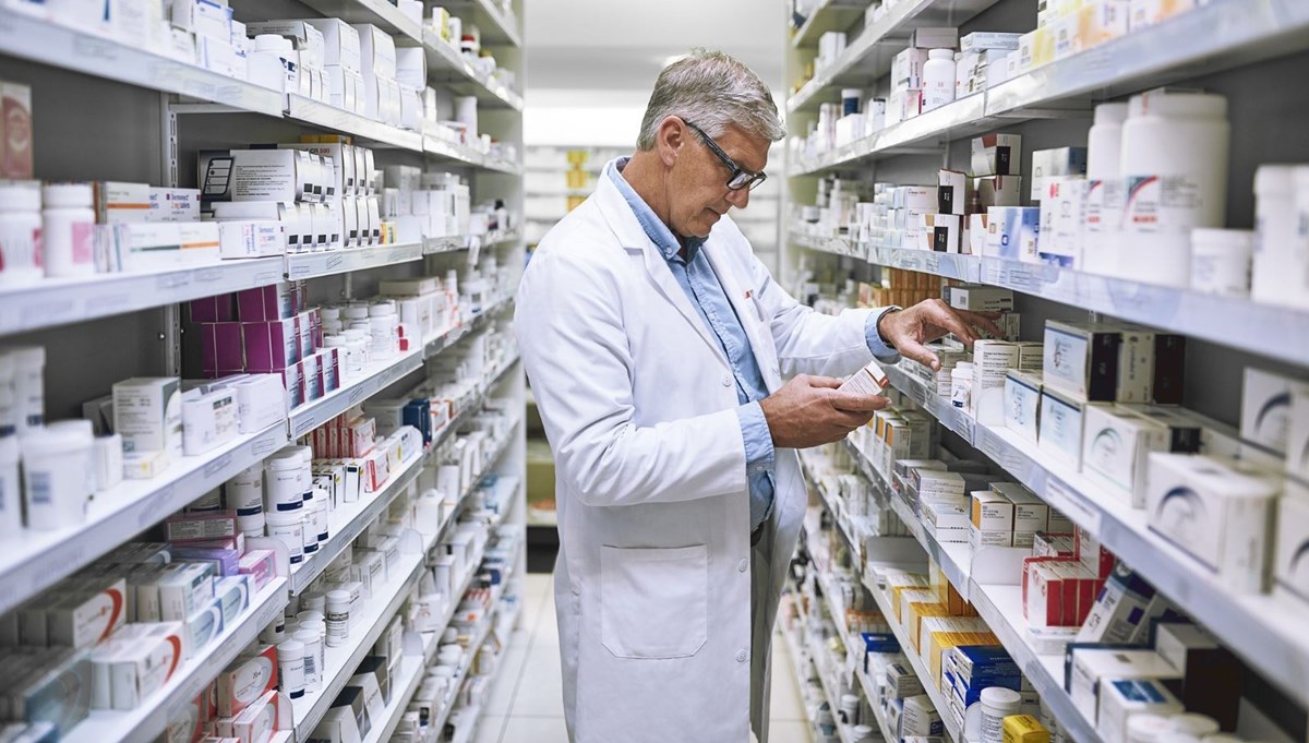 Eczacılardan ilaç stokçuluğu iddialarına yanıt